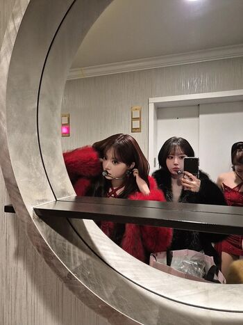 Sakura miyawaki page leaked private photo uncensored HD quality