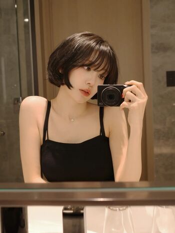 Sakura miyawaki page leaked private photo uncensored HD quality