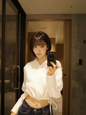 Sakura miyawaki page leaked private photo uncensored HD quality