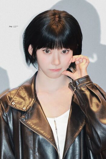 Sakura miyawaki page leaked private photo uncensored HD quality