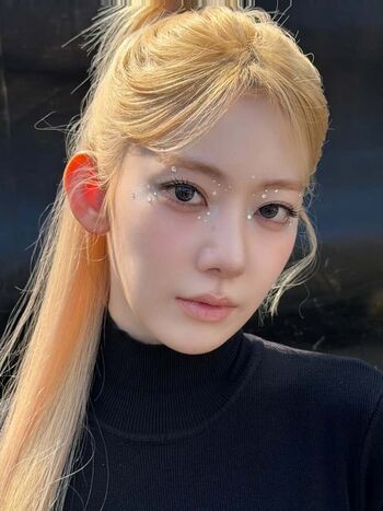 Sakura miyawaki page leaked private photo uncensored HD quality