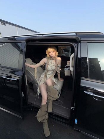 Sakura miyawaki leaked private photo uncensored HD quality