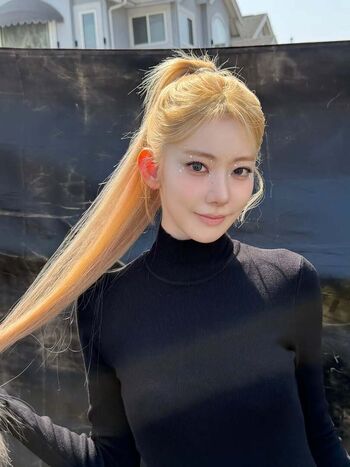 Sakura miyawaki leaked private photo uncensored HD quality