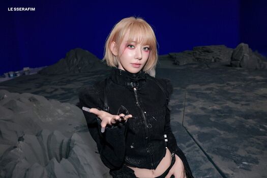 Sakura miyawaki leaked private photo uncensored HD quality