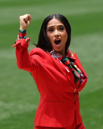 Salma hayek  page leaked private photo uncensored HD quality