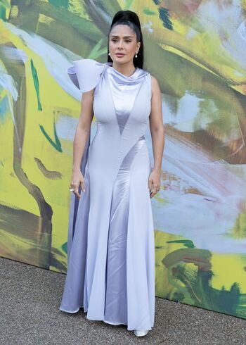 Salma hayek  page leaked private photo uncensored HD quality