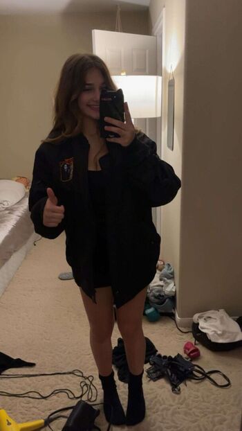 Sara dobrik page leaked private photo uncensored HD quality