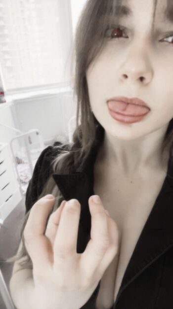 Sara dobrik leaked private photo uncensored HD quality