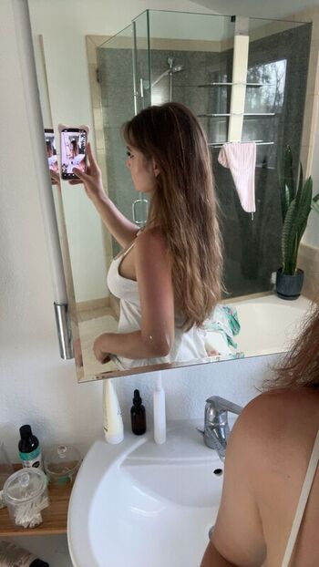 Sara dobrik page leaked private photo uncensored HD quality