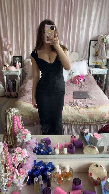 Sara dobrik page leaked private photo uncensored HD quality