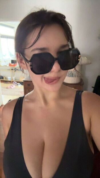 Sara dobrik leaked private photo uncensored HD quality