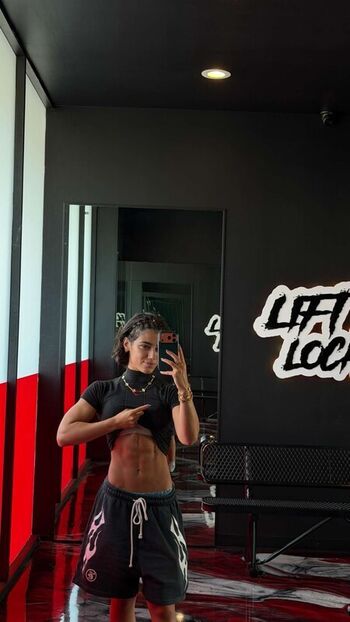 Sara saffari leaked private photo uncensored HD quality
