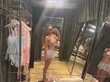 Sarabella harris page leaked private photo uncensored HD quality
