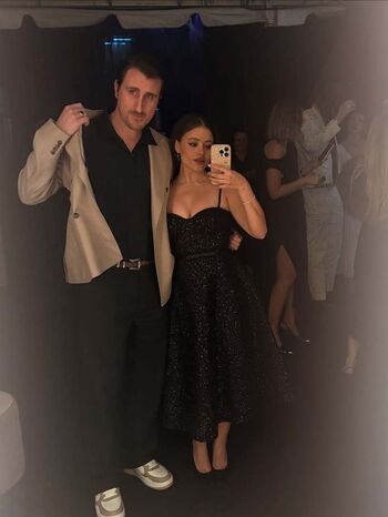 Sarah jeffery page leaked private photo uncensored HD quality