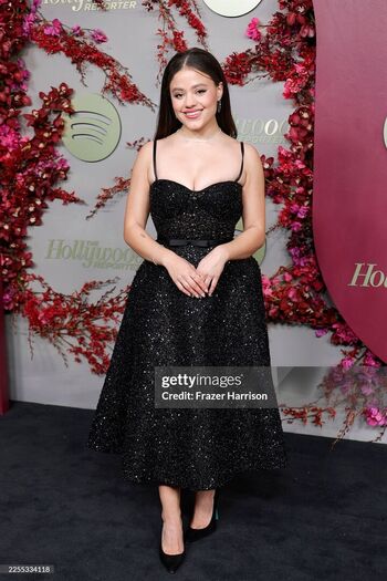 Sarah jeffery leaked private photo uncensored HD quality