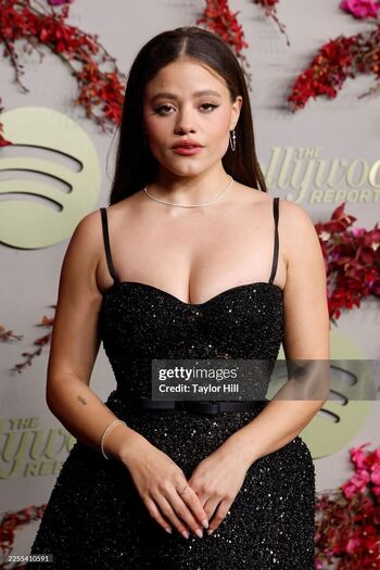 Sarah jeffery leaked private photo uncensored HD quality