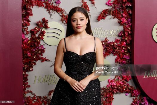 Sarah jeffery leaked private photo uncensored HD quality