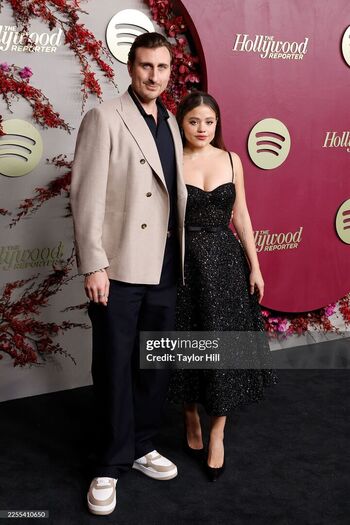 Sarah jeffery leaked private photo uncensored HD quality