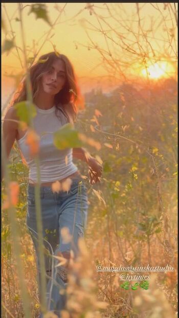Sarah shahi page leaked private photo uncensored HD quality