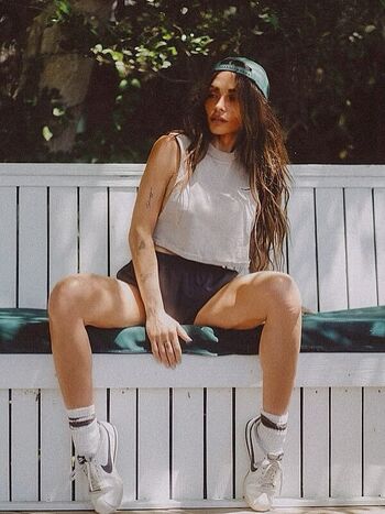 Sarah shahi page leaked private photo uncensored HD quality