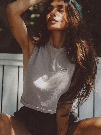 Sarah shahi page leaked private photo uncensored HD quality