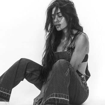 Sarah shahi page leaked private photo uncensored HD quality