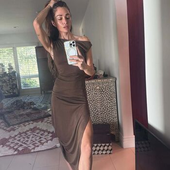 Sarah shahi page leaked private photo uncensored HD quality