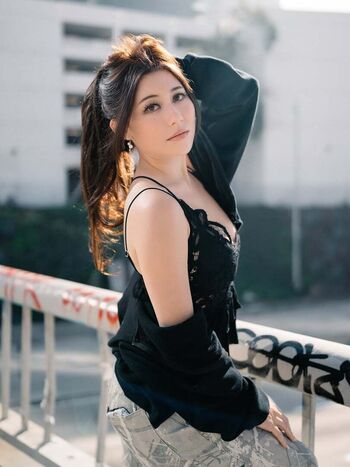 Sasha emiri leaked private photo uncensored HD quality