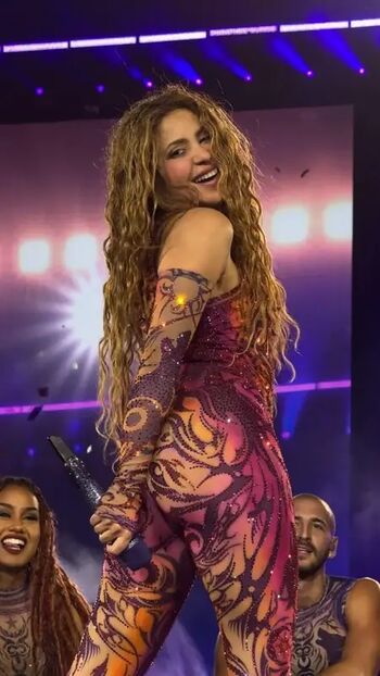 Shakira  page leaked private photo uncensored HD quality