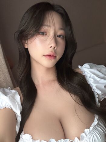Shiliuyelei page leaked private photo uncensored HD quality