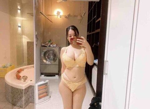 Shiori tsukada leaked private photo uncensored HD quality