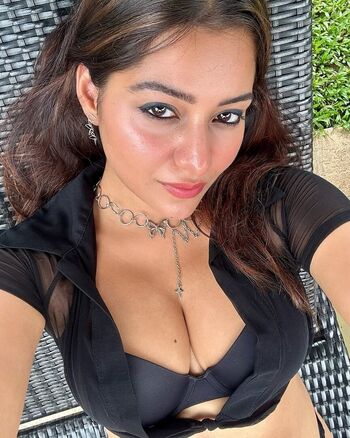 Simran kaur leaked private photo uncensored HD quality