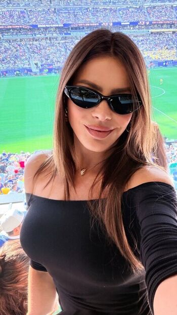 Sofia vergara  page leaked private photo uncensored HD quality