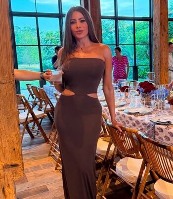 Sofia vergara  page leaked private photo uncensored HD quality