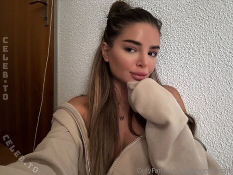 Solangejuraszik leaked private photo uncensored HD quality