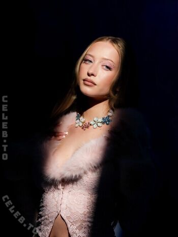 Sophia diamond  page leaked private photo uncensored HD quality