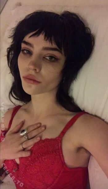 Sophie thatcher  page leaked private photo uncensored HD quality