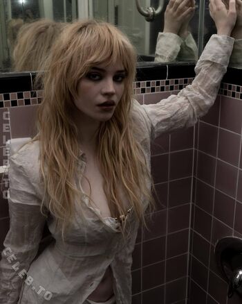 Sophie thatcher  page leaked private photo uncensored HD quality