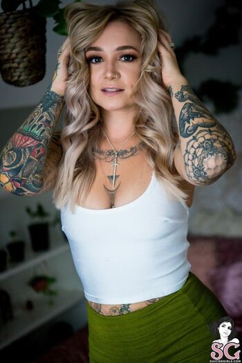 Spaceinvayda page leaked private photo uncensored HD quality