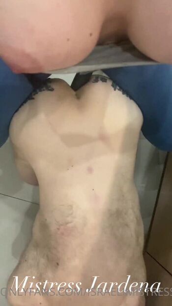 Sraelimistress leaked private photo uncensored HD quality