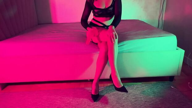 Sraelimistress leaked private photo uncensored HD quality