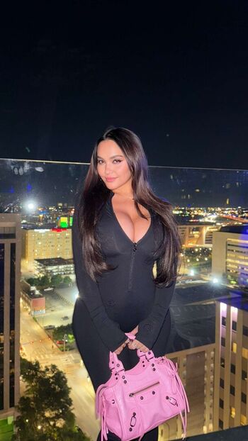 Stella hudgens  page leaked private photo uncensored HD quality