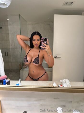 Stella hudgens  page leaked private photo uncensored HD quality