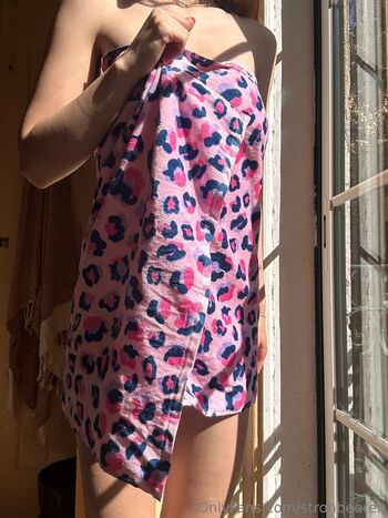 Strohbeeren page leaked private photo uncensored HD quality