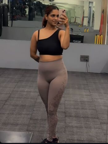 Subhashree sahu page leaked private photo uncensored HD quality