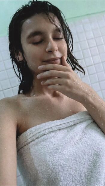 Subhashree sahu page leaked private photo uncensored HD quality