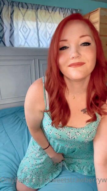 Sweetstrawberrywine leaked private photo uncensored HD quality