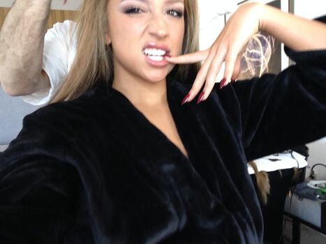 Tate mcrae page leaked private photo uncensored HD quality