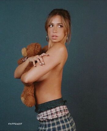 Tate mcrae page leaked private photo uncensored HD quality