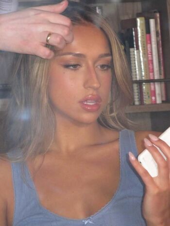 Tate mcrae page leaked private photo uncensored HD quality